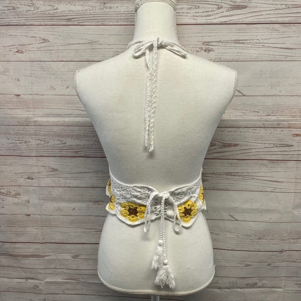 Show Me Your Mumu Crochet Garth Granny Square Halter Top - Picture 4 of 10
